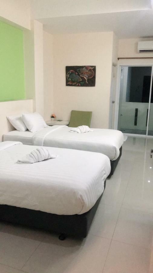 Wisdom Hotel Samut Songkhram Екстериор снимка
